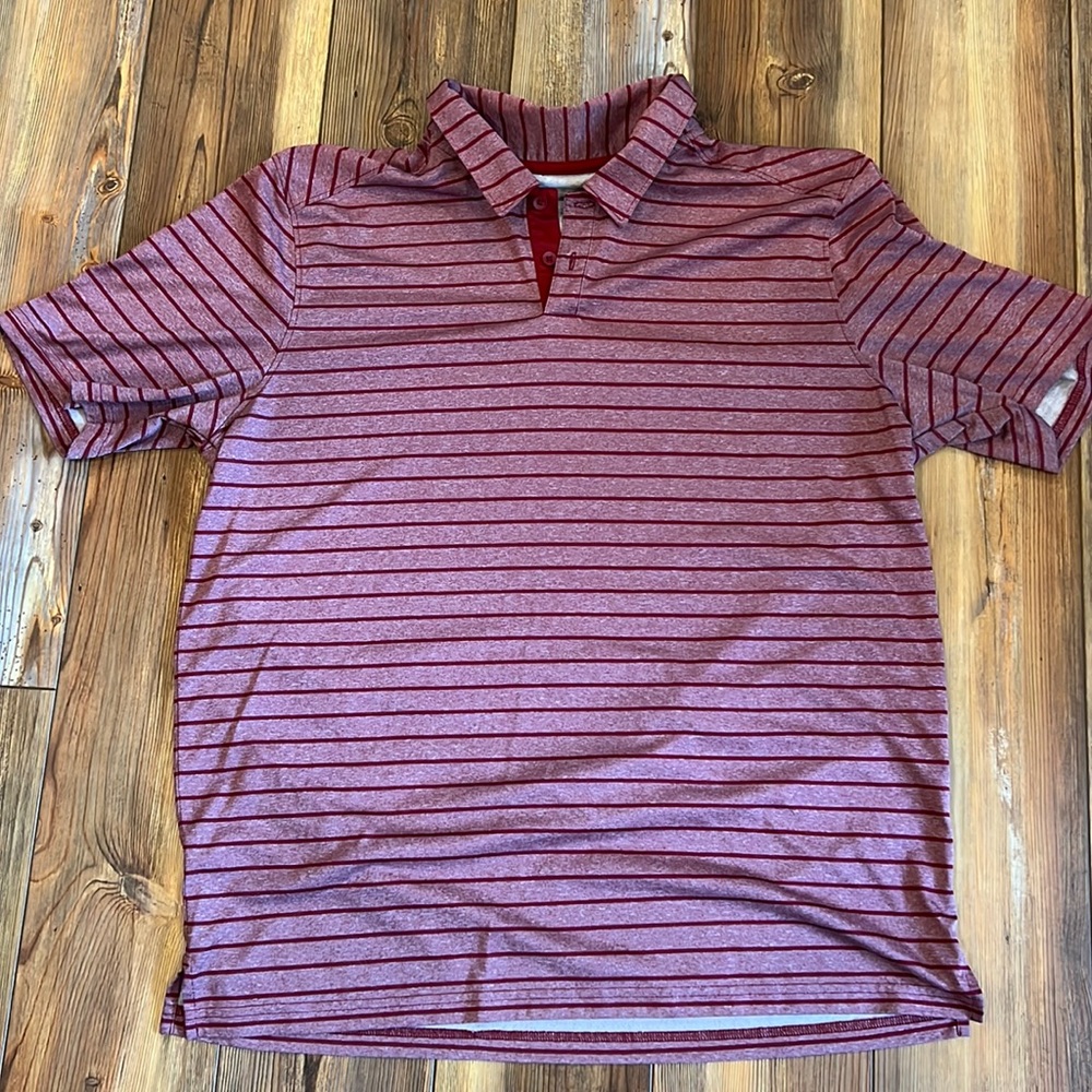 Oakley golf shirt. LG
